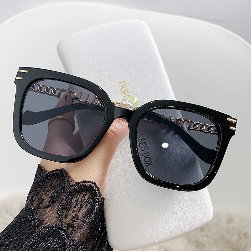 Fashion Square Aesthetic Shades Sunglasses Untuk Wanita/Men Metal Frame Sunglasses Eyewear