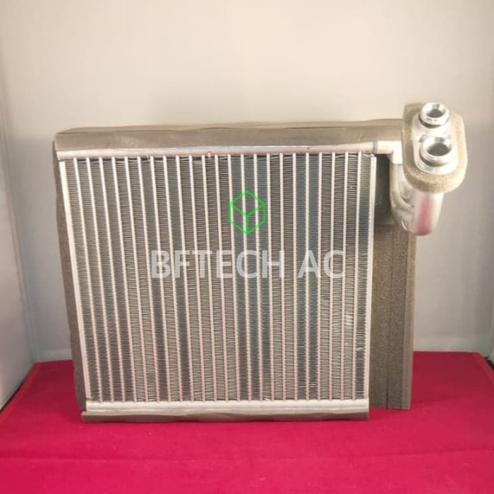 Evaporator Mitsubishi Mirage Valeo Evap AC Mobil