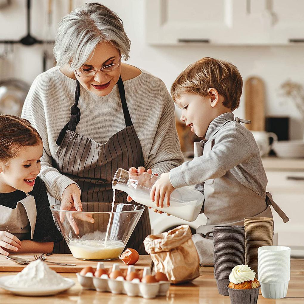50buah Cup Muffin Tahan Minyak Aluminium Foil Kertas Cupcake Baking Liners Pembungkus DIY Dekorasi Alat Tray Untuk Dapur