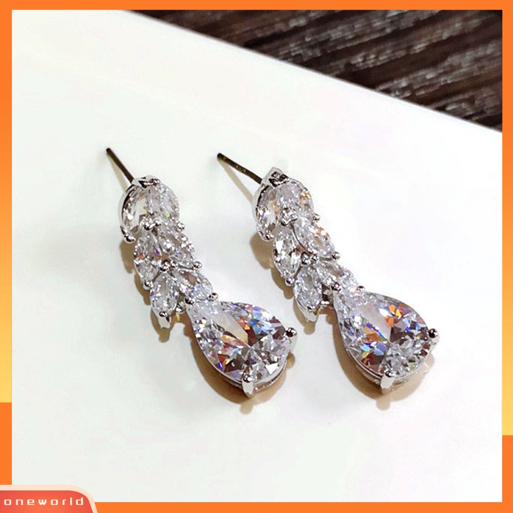 [WOD] 1pasang Anting Menjuntai Bentuk Daun Berlian Imitasi Perhiasan Halus Cubic Zirconia Stud Earrings Untuk Pernikahan