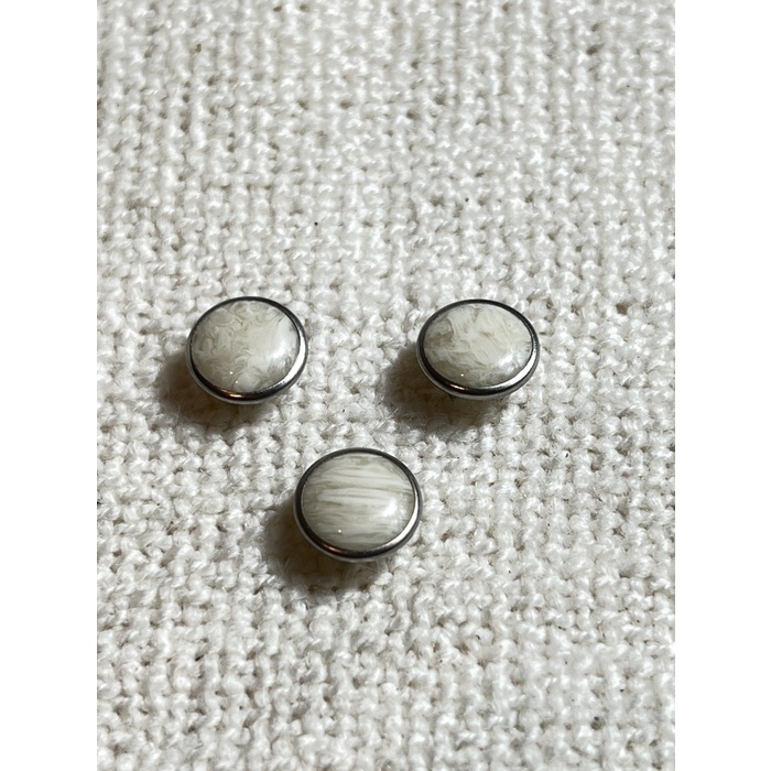 Kancing Mutiara 18 L ( 1,15 cm )