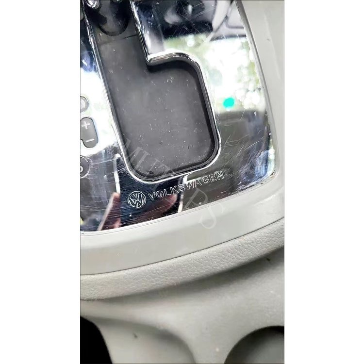 Volkswagen Logo Mobil Stiker Logam 3D Kreatif Dekorasi Mobil Jendela Pintu Interior Lencana Untuk Polo Allspace Golf Scirocco T-cross Tiguan