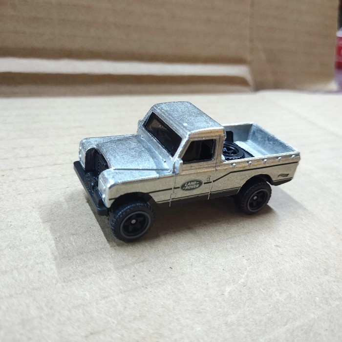 Hotwheels Zamac Land Rover Series III Pickup Loose Pack