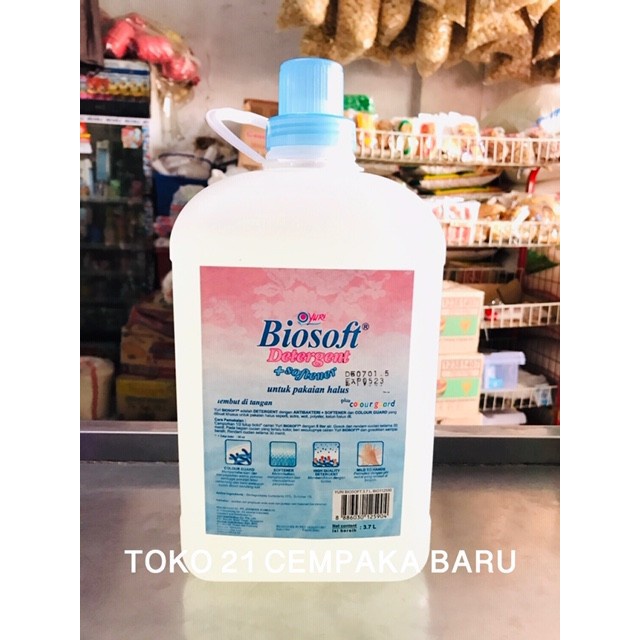 Yuri Biosoft Detergent + Softener Jerigen 3.7 Liter | Yuri Biosoft Deterjen Pakaian 3.7Liter