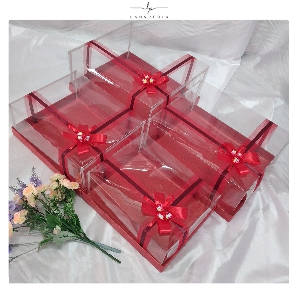 

Kotak seserahan hantaran 1 set isi 4 pcs model tile pita