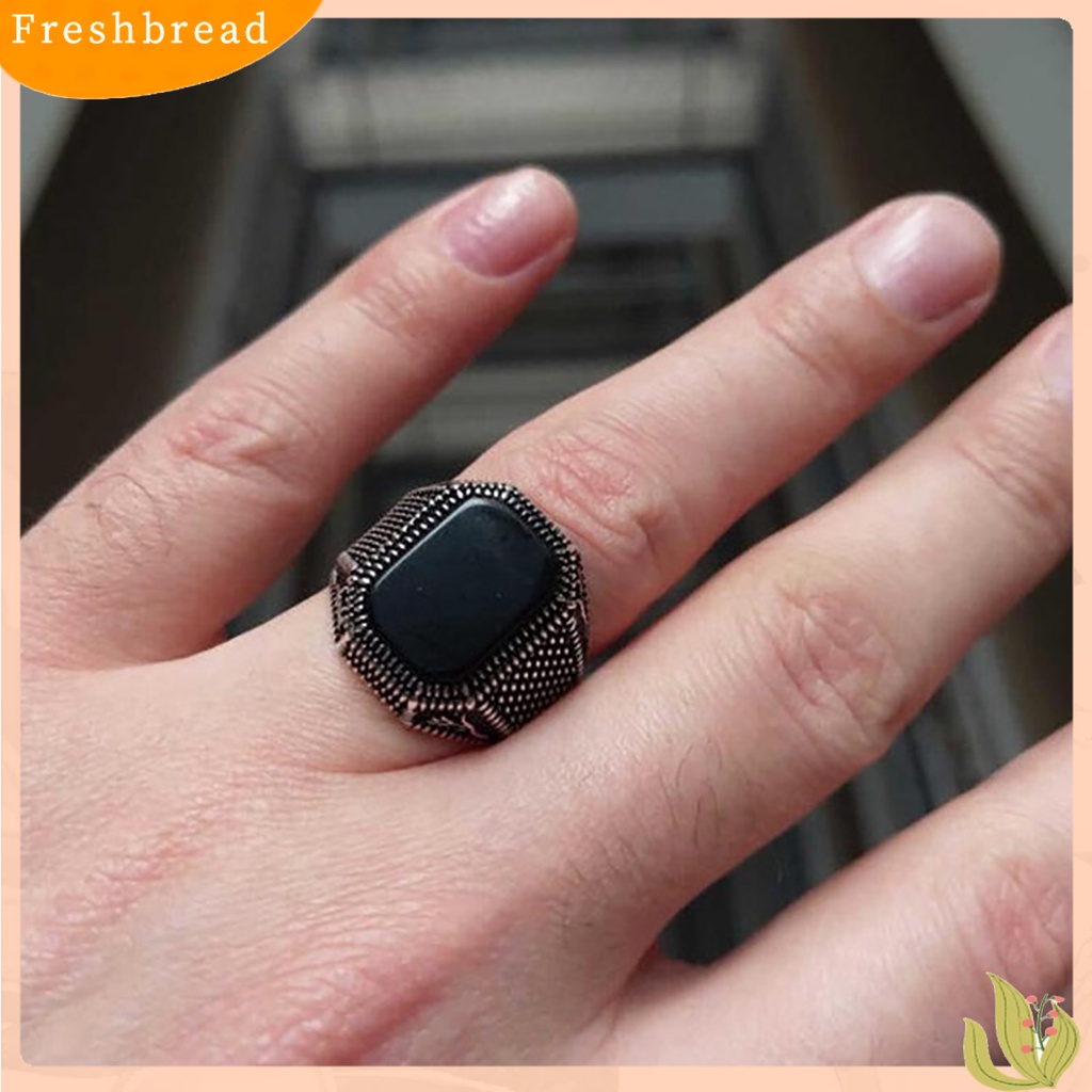 &lt; Freshbread &gt; Fashion Cincin Nyaman Bersinar Mewah Kepribadian Trendi Menghias Paduan Bertatahkan Permata Hitam Cincin Hadiah