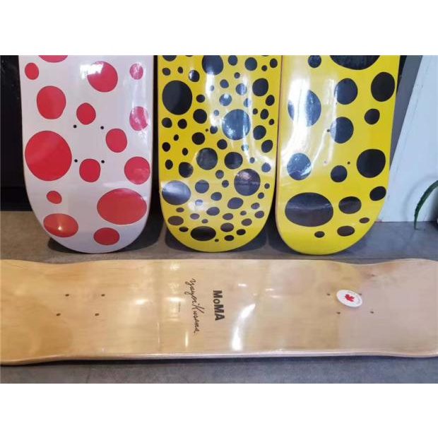 Ready Stock YAYOIKUSAMA Yayoi Kusama Dot Misteri Kuning Merah Polkadot Dekorasi Skateboard INS Style