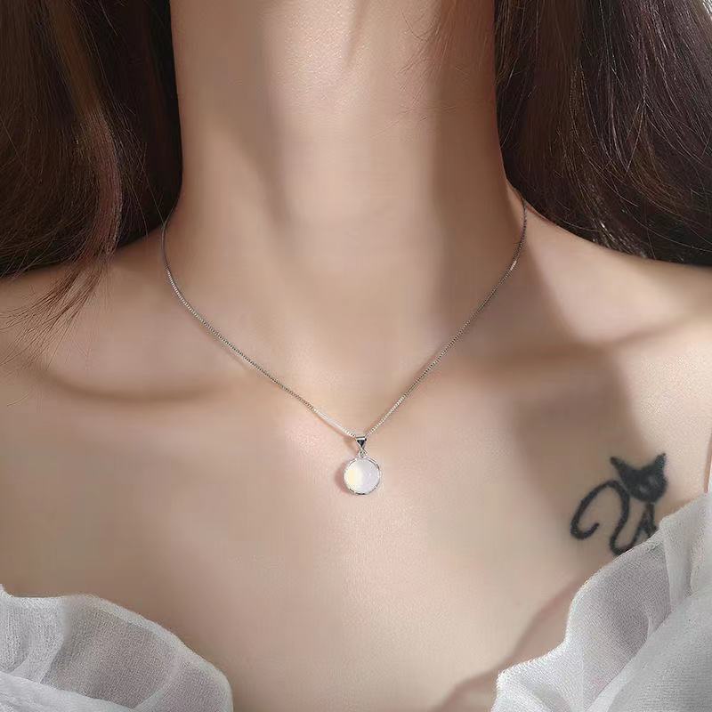 Kalung Liontin Permata Bulat Elegan Choker Rantai Silver Untuk Aksesoris Perhiasan Wanita