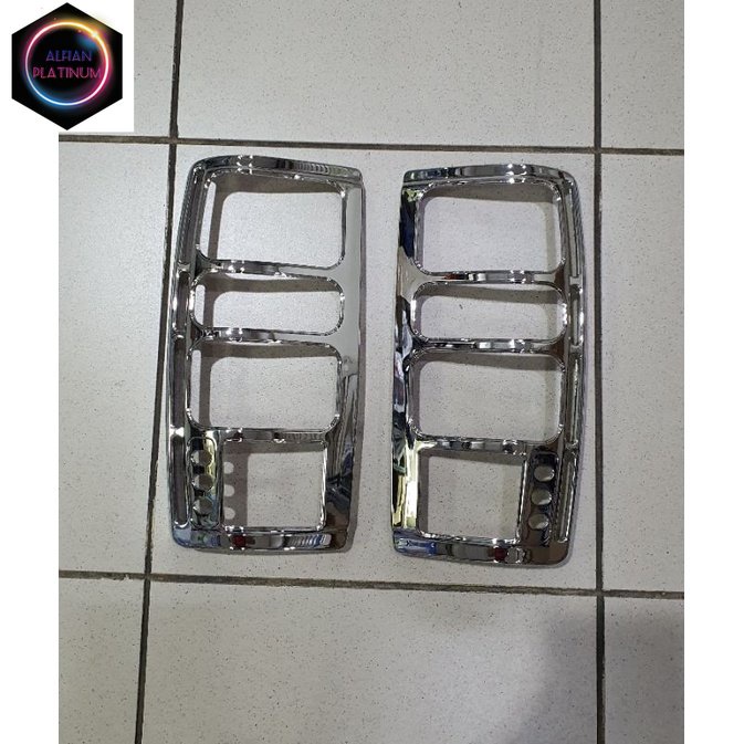 Garnish lampu chrome lampu belakang Kijang Super 1986-1991. Variasi Mobil
