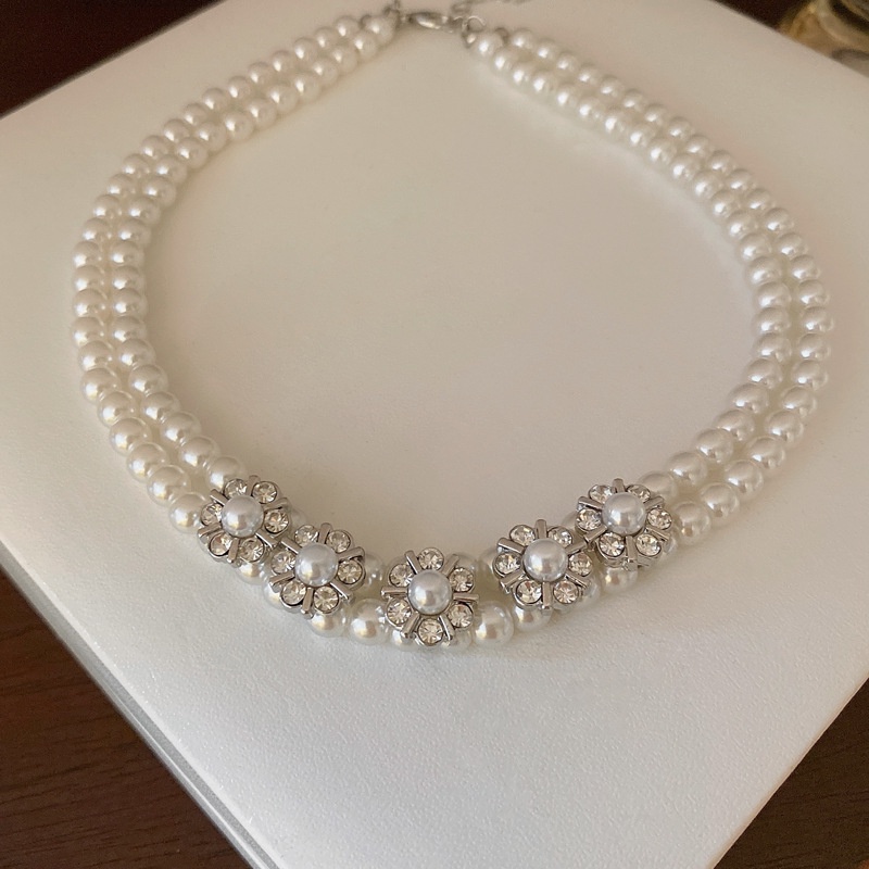 Fashion Berlian Imitasi Bunga Double Layer Mutiara Kalung Cahaya Mewah Kerah Rantai Wanita Kalung Ornamen