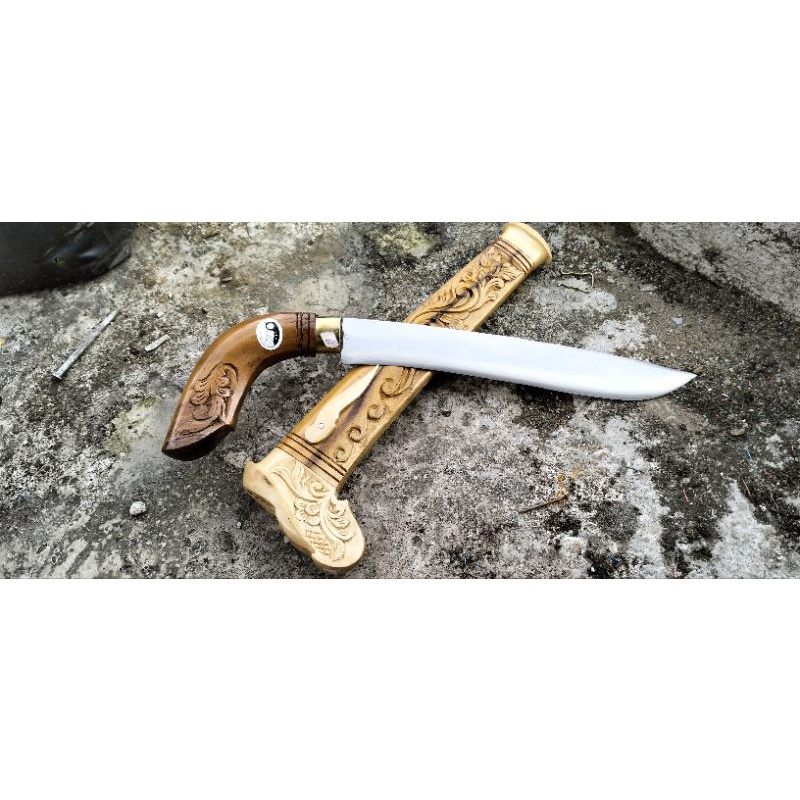Pisau berburu survival tactical baja Bugis jati ukir