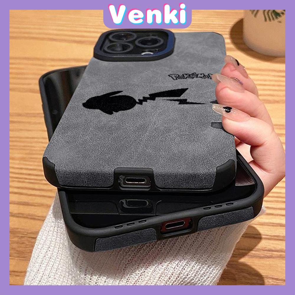 VENKI - Untuk iPhone 11 Case Kulit Anak Sekolah Suede Case Lembut Tahan Guncangan Ponsel Case Kamera Hitam Sederhana Elf Lucu Kompatibel dengan iPhone 14 13 Pro max 12 Pro max xr xs 7Plus 8Plus