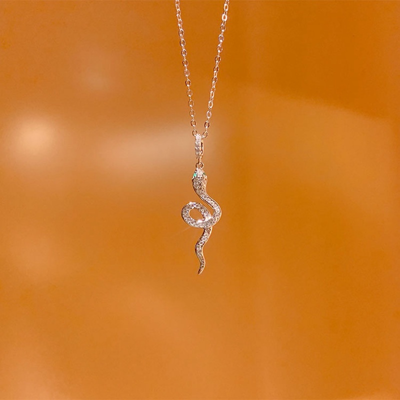 Kalung Ular Bahan Alloy Kepribadian All match Untuk Wanita