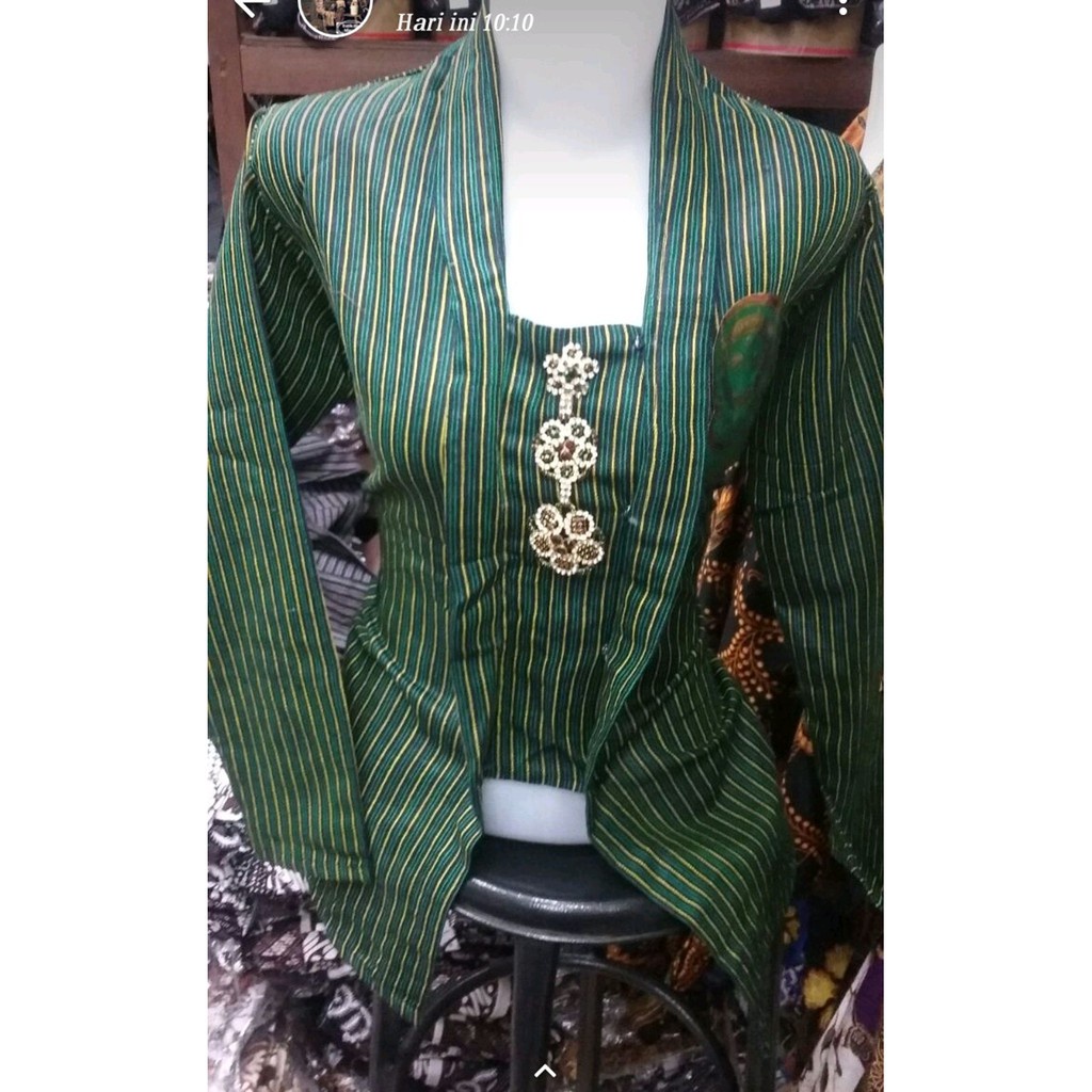Kebaya dan Sorjan kebaya wanita kebaya lurik wanita kutubaru tenun alusan kebaya lurik cewek modern 