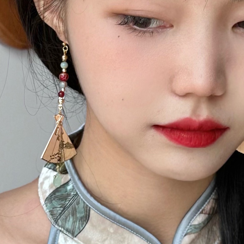 Desain Unik Gaya Cina Baru Temperamen Retro Dan Anting Elegan Berbentuk Kipas Elegan