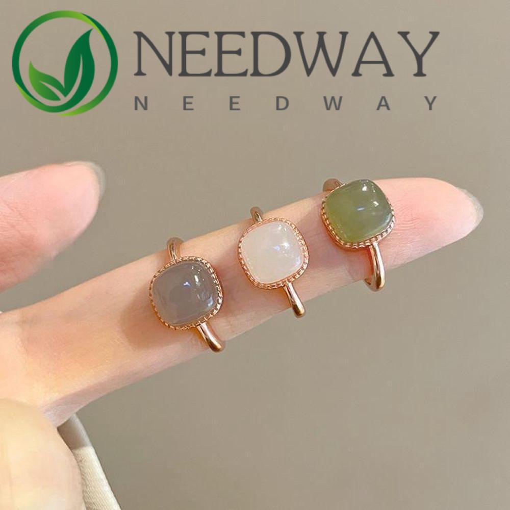 Needway   Hetian Jade Cincin Kepribadian Retro Emas Geometris Wanita Jari Cincin Hijau Gaya Cina Cincin