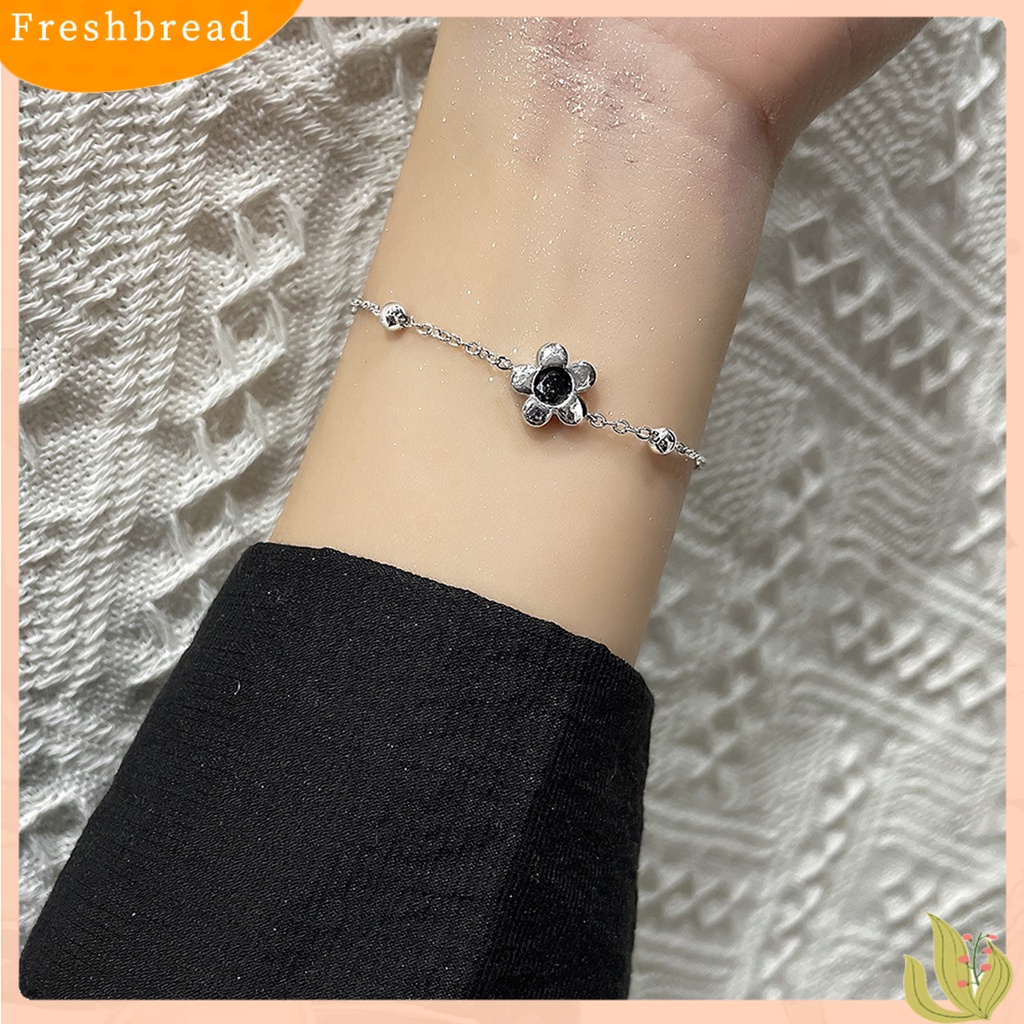 &lt; Freshbread &gt; Wanita Gelang Adjustable Berlian Imitasi Mengkilap Hias Manis All-match Dekorasi Hadiah Ulang Tahun Gadis Lima Kelopak Bunga Rantai Gelang Tangan Perhiasan Untuk Pacaran