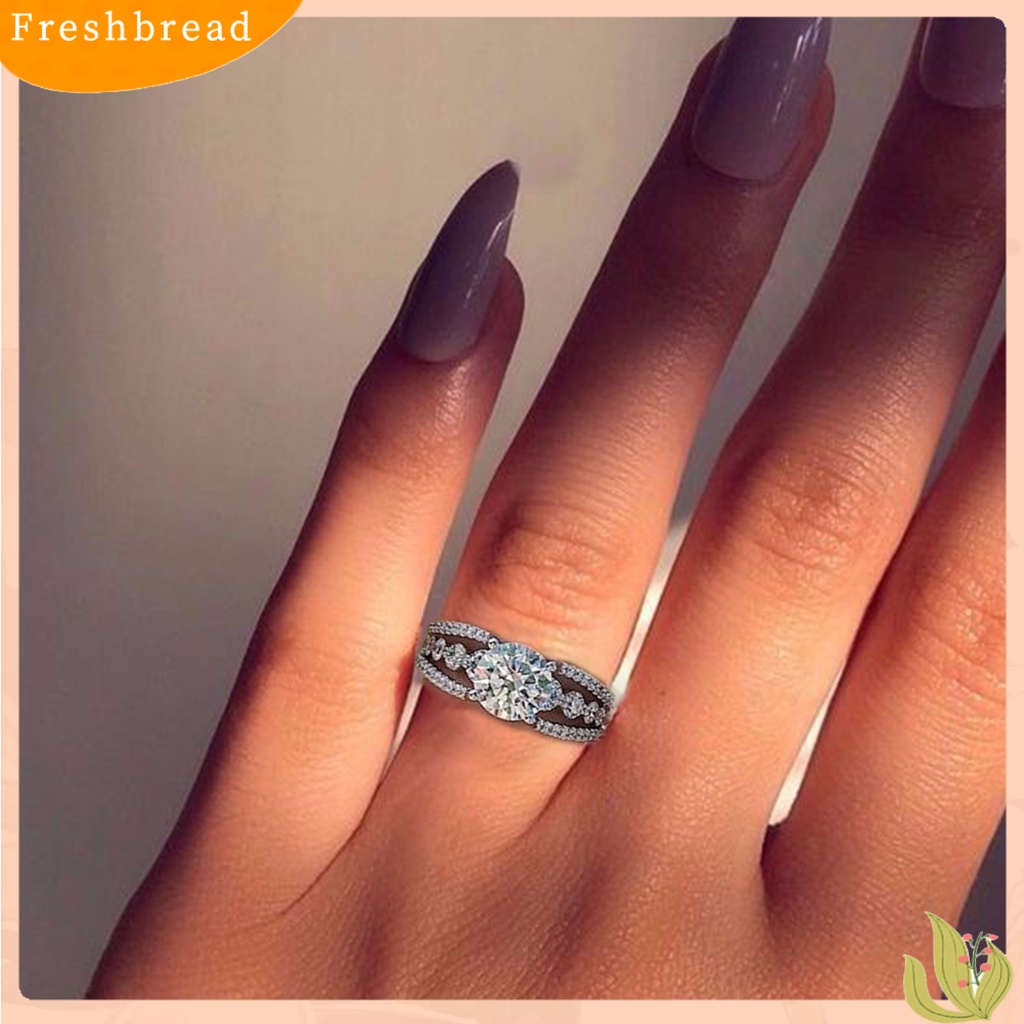 &lt; Freshbread &gt; Wanita Cincin Berongga Keluar Mengkilap Geometris Berkilau Electroplating Cut Bulat Cubic Zirconia Pernikahan Pertunangan Cincin Perhiasan Hadiah Untuk Pacar