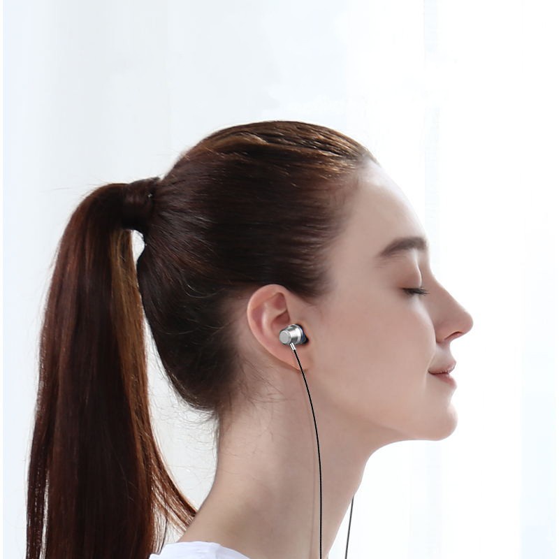 G2 Metal Subwoofer Earphone Olahraga Lari Headphone Wired In Ear Headset Dengan Mikrofon