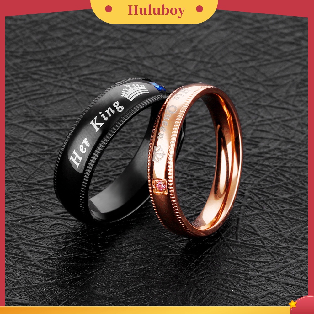 {Ready Stock} Fashion Baja Titanium Berlian Imitasi Her King His Queen Pasangan Jari Rings Perhiasan