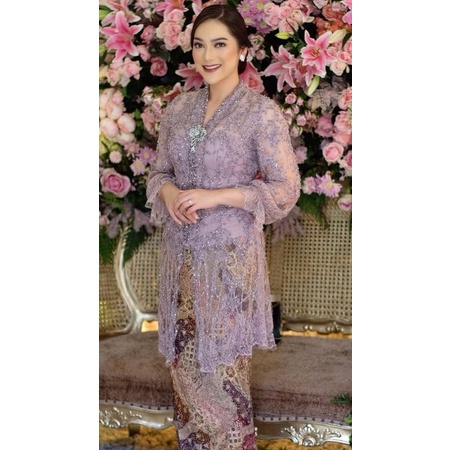 Kain Brokat Chantily Kain Kebaya