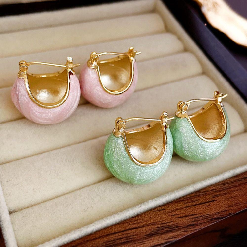 Mxbeauty Anting Wanita Kepribadian Retro Desain Fashion Manik Bulat Temperamen Lady Enamel Ear Buckle