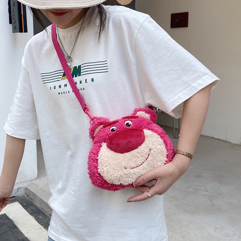 Tas Bahu Boneka Plush Anak Lucu Baru Versi Korea Dari Strawberry Bear Manyo Handbag Kartun Winnie Perempuan Sling Bags