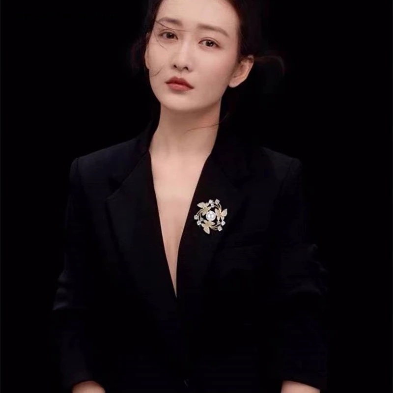 Deid Temperamen Kupu-Kupu Mutiara Perhiasan Pin Batu Permata Bertatahkan Murah Hati Bros Martijn