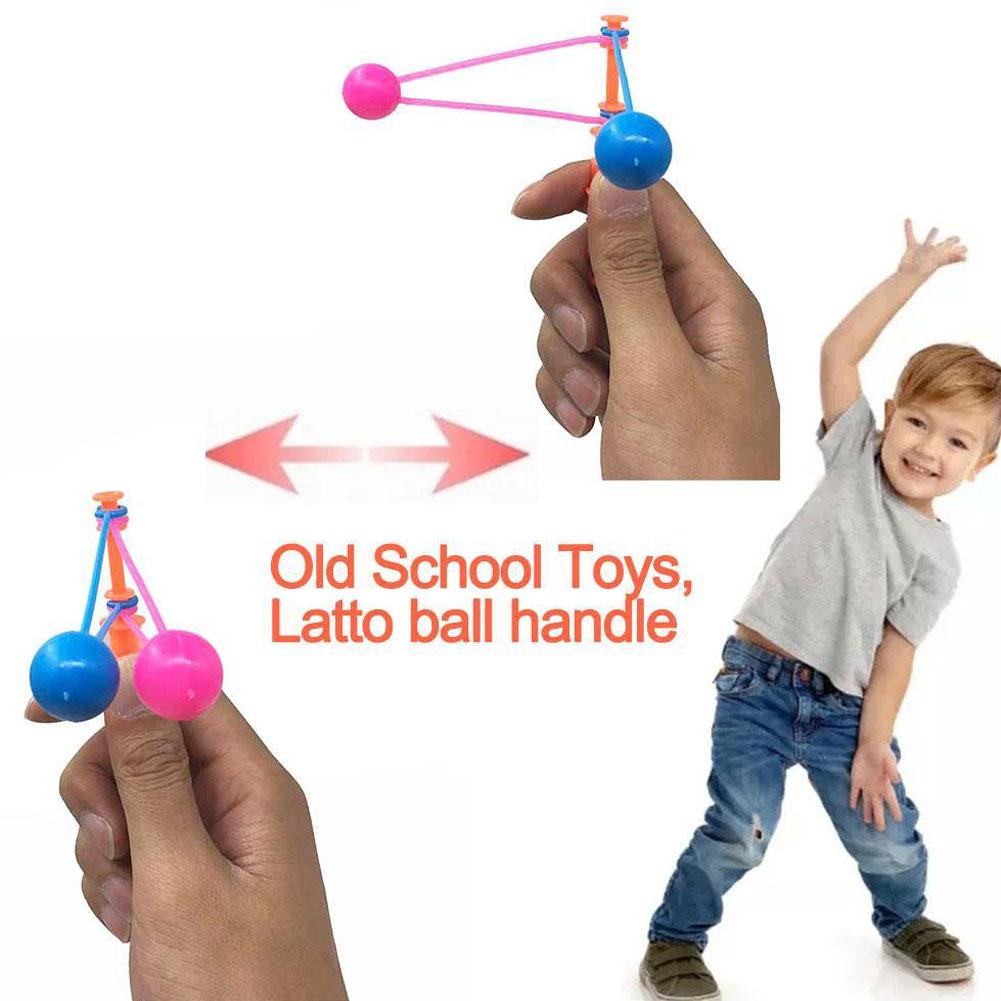 1pc Random Retro Mainan Lato Lato Bola Dengan Pegangan Nostalgia Swing Hammer Hand Shake Double Ball Hammer Spinning Swirling Hand Toy Dekompresi Mainan Penghilang Stress Untuk Anak Dewasa