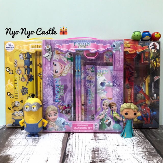 

Stationary Set Large 7in1 Peralatan Tulis Anak Spiderman Spiderman Cars Tsum Tsum Pony Minion Frozen