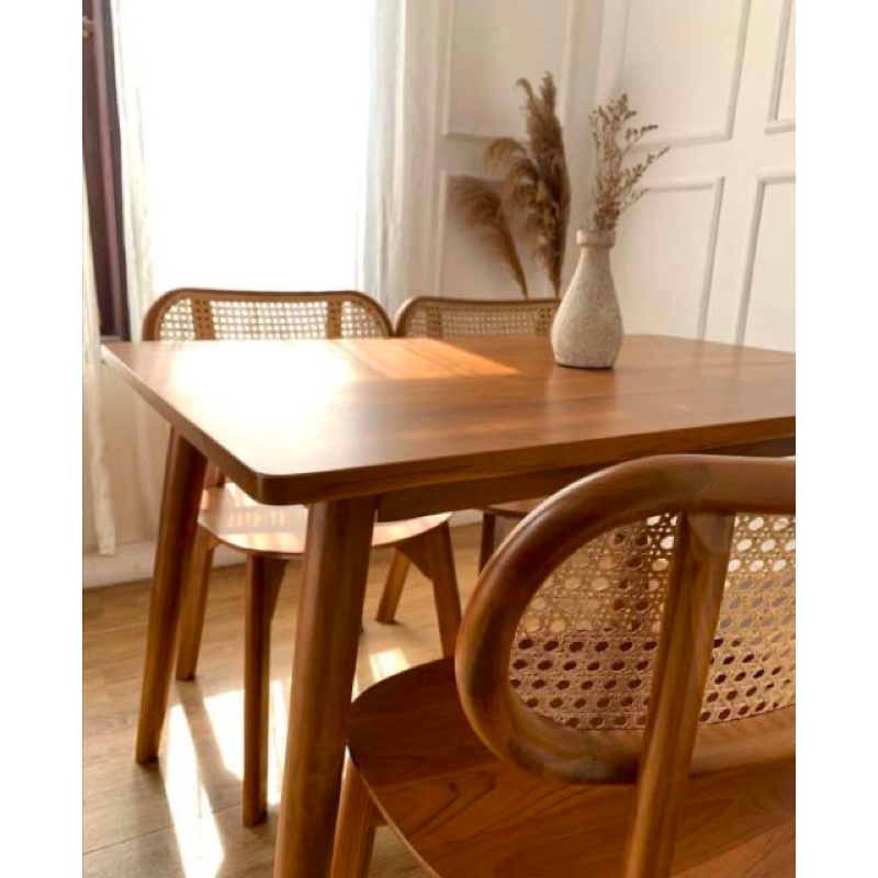 Link Pemesanan Furniture Jepara Satu Set Meja Makan 8k Kursi Kacang Jok rotan Finishing