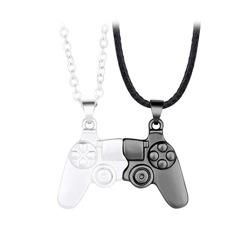 2pcs/set Kalung Pasangan Pengontrol Game Magnetik Dengan Warna Emas/Silver Kalung Liontin Konsol Game Hadiah Hari Valentine