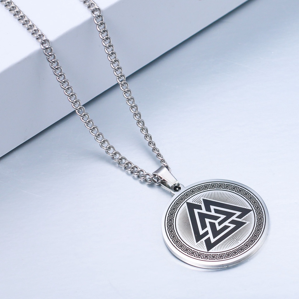 [X C Kalung] Emas &amp; Perak Baru Hip-hop Punk Retro Odin Valknut Segitiga Simbol Liontin Kalung Anti Karat Untuk Pria Dan Wanita Hadiah Liburan Perhiasan