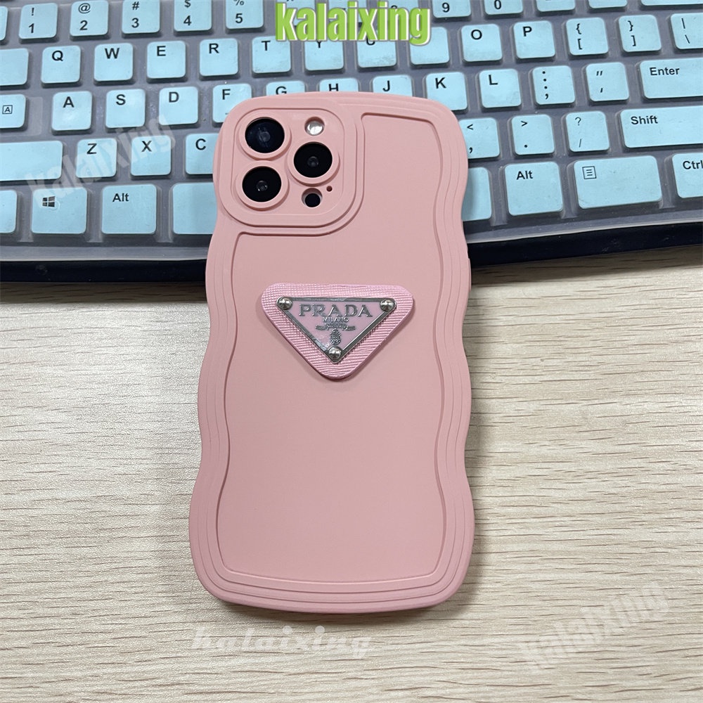 Casing Ponsel Logo Prada 3D Untuk iPhone 14 Pro Max13 11 ProMax Xs Max Xr X Xs 7/8Plus Casing Shockproof Back Cover