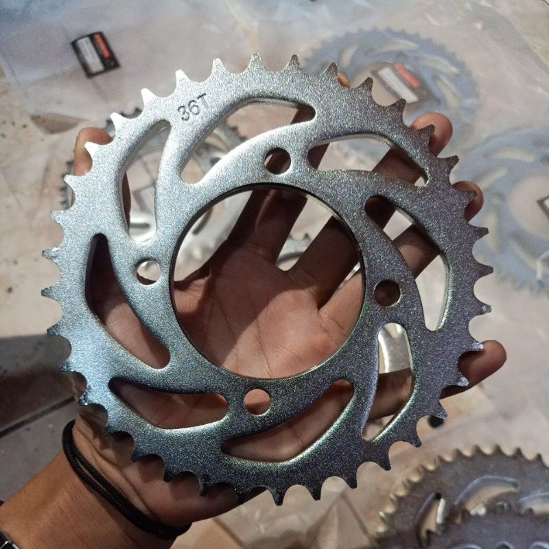 Gear Gir Ger Belakang RX King,Jupiter Z,Juipter MX,Fiz R,Force 1,Alfa,Vega ukuran 428-30T,,32T,33T,,