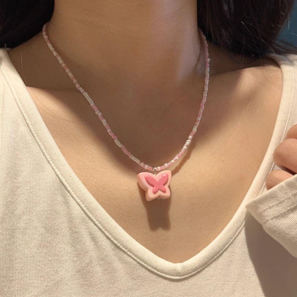 Needway Y2K Kalung Hati Manis Buatan Tangan Kupu-Kupu Pendent Gadis Choker Akrilik Multi-Warna Gadis Manik-Manik Kalung Untuk Hadiah Ulang Tahun