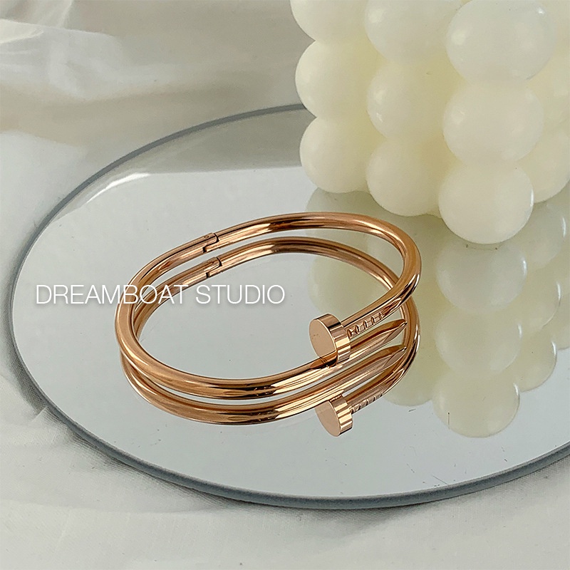 Baja Titanium 18K Emas Gelang Colorfast Fashion Sederhana Gelang Aksesoris Hadiah