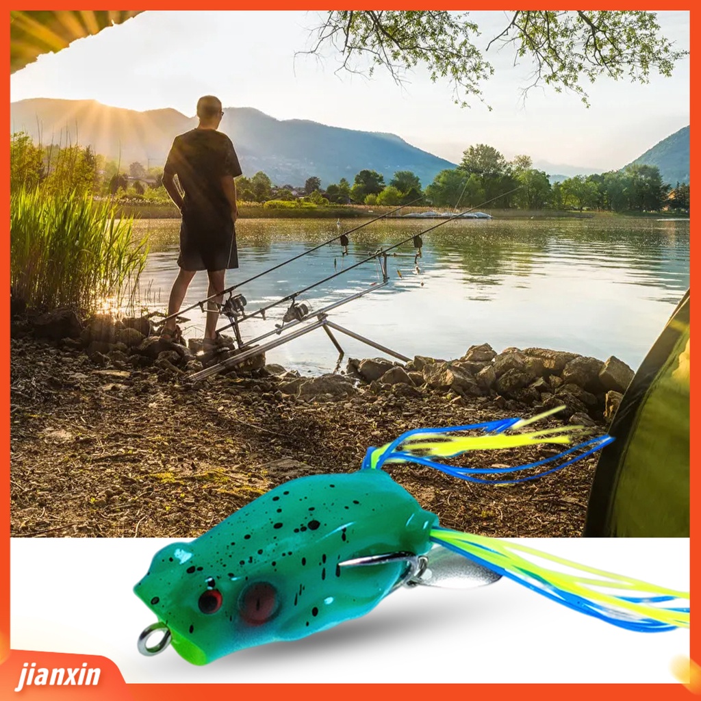 (In Stock) 4cm /7.5g Umpan Pancing Kait Ganda Dengan Jumbai Spinner Payet Berongga Simulasi Pengecoran Panjang Buatan PVC Lembut Snakehead Frog Bait Perlengkapan Memancing