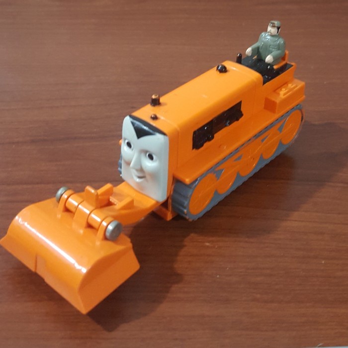 Takara Tomy Plarail Plaroad Terence Motorized Thomas & Friends