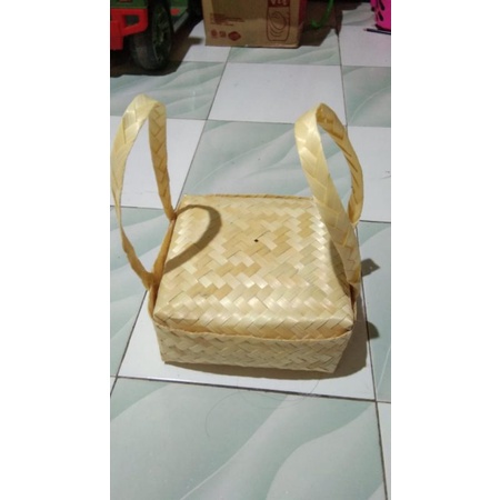 

[ Besekraf ] Besek Bambu Jinjing Ukuran 25x25cm