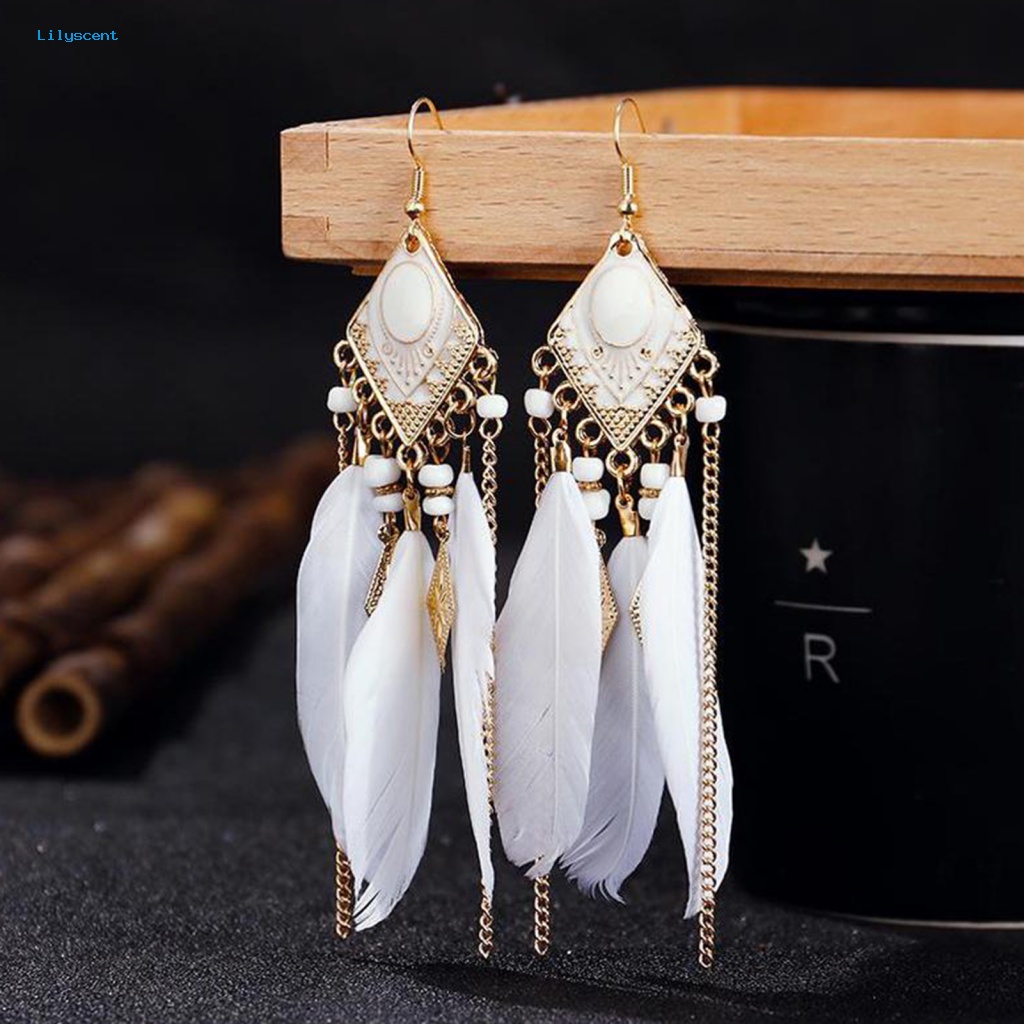 Lilyscent 1pasang Ringan Menjuntai Anting Aksesoris Kostum Rumbai Faux Feather Drop Earrings Bohemian