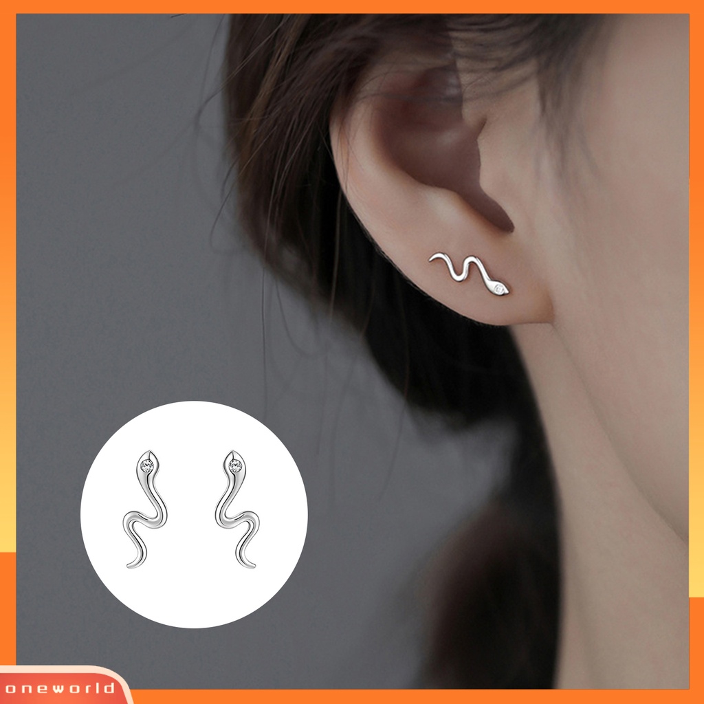 [EONE] 1pasang Ear Studs Temperamen Minimalis Mengkilap Cubic Zirconia Hias Geometris Berdandan Hadiah Wanita Ular Stud Anting Tindik Tulang Rawan Perhiasan Aksesori Fashion