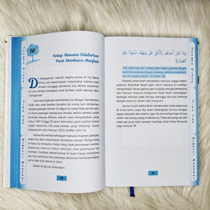 BUKU JANGAN HIDUP JIKA TAK MEMBERI MANFAAT