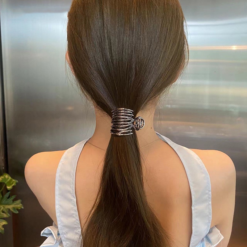 Jepang Korea Sederhana Geometris Logam Ponytail Tinggi Gaya Baru Temperamen Fashion Penjepit