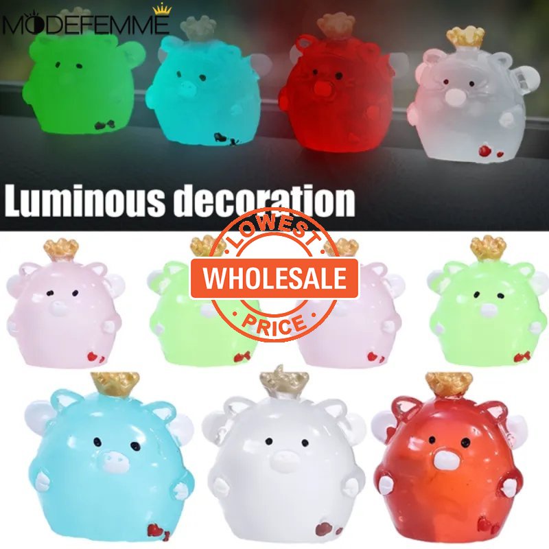 [Harga Grosir] Ornamen Mobil Babi Mini Bercahaya Tanaman Rumah Pot Dekorasi 3D Resin Mikro Lanskap Aksesoris Lucu Mahkota Babi Dekorasi Hiasan Glow In The Dark Hewan