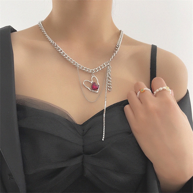 Rock Hot Sweetheart High-End Peach Heart Permata Kalung Manis Keren Ringan Desain Mewah Rantai Klavikula Anting Berlebihan