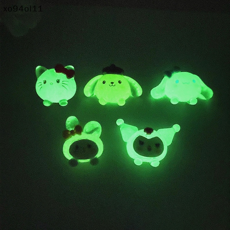 Xo 2Pcs Luminous Sanrio Ornamen Kartun HelloKitty Kayu Manis Kuromi Boneka Micro Landscape Dekorasi Rumah Boneka Miniatur Mainan OL