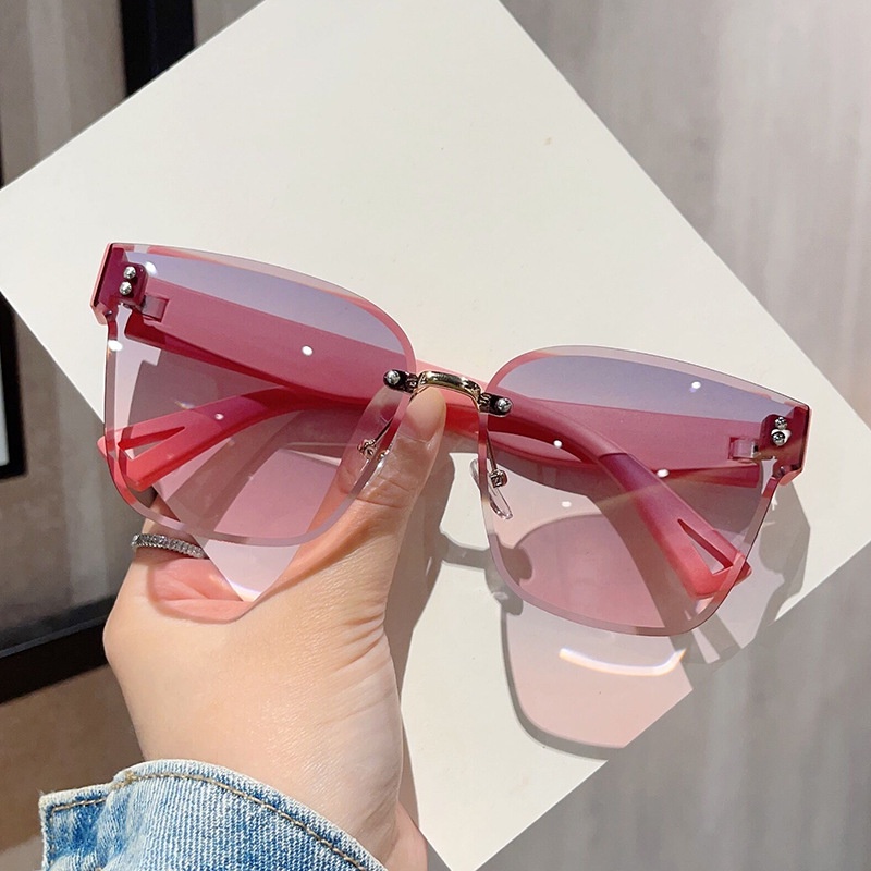 (YUZHU) Oversized Square Frame Sunglasses New Fashion Couple Personality Sunglasses Y2K Trend Tanpa Bingkai Kacamata Wanita