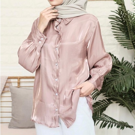 FEZA KEMEJA SHIMMER SILK BLOUSE WANITA MUSLIMAH FESA SHIMER TOP OVERSIZE BLUS SEMI TRANSPARENT KOREAN STYLE TERBARU KEKINIAN OOTD HITS REMAJA