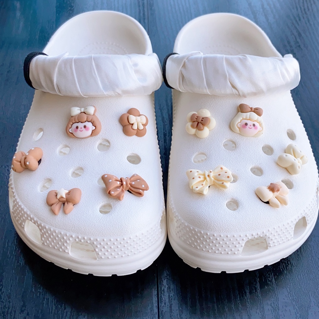 10pcs Bear/Mickey/Ribbon/Ice Cream Milk Tea Coffee Series Croc Jibz Charm Button Aksesoris Sepatu Fashion